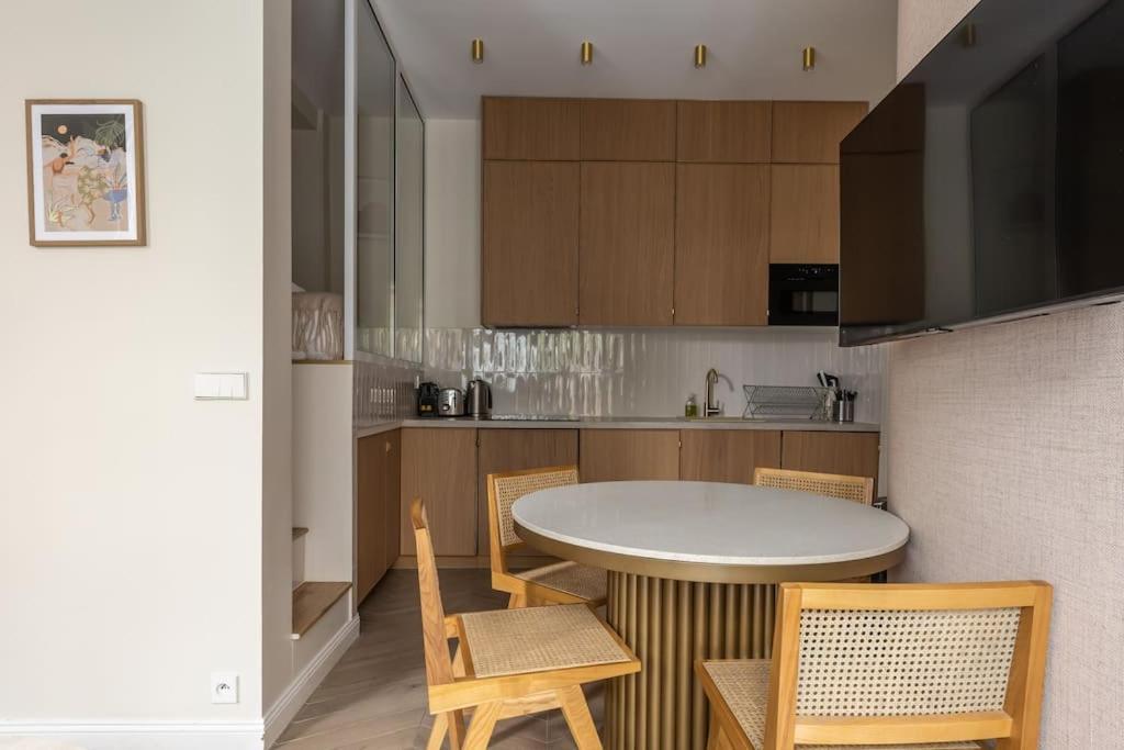 Elegant 4-Star Stay In Central Paris - Suite Apart Екстер'єр фото